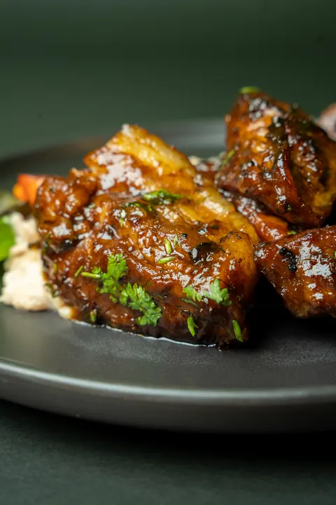 Glazed BBQ ribs